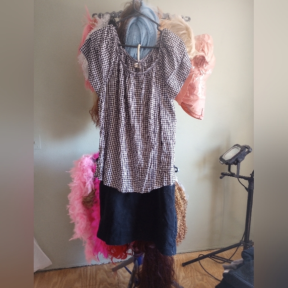 3 CUTE SUMMER OUTFITS SIZE 1X (5-72) - Picture 2 of 5